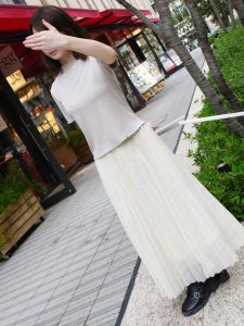 ことなさん横顔画像